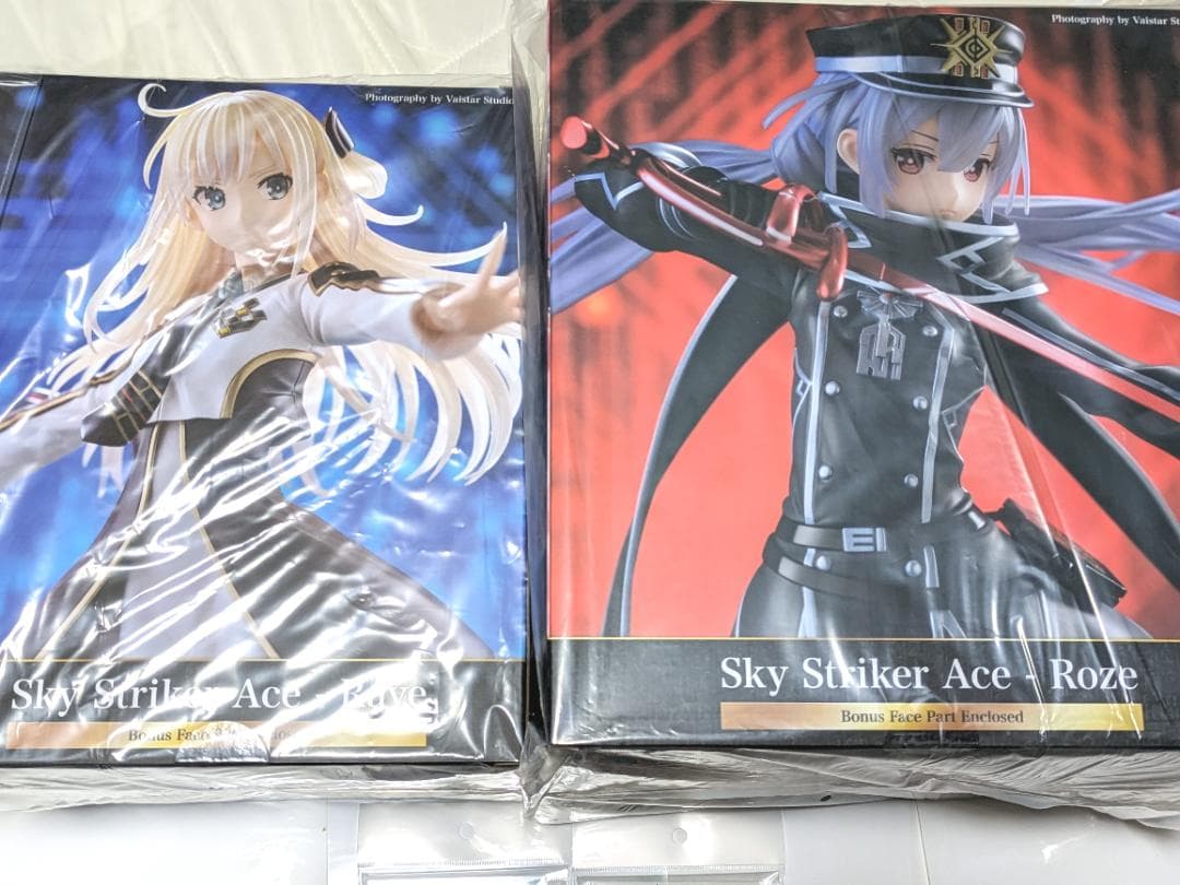 新品未開封 遊戯王OCGカードゲーム フィギュア 閃刀姫 レイロゼセットおまけ付