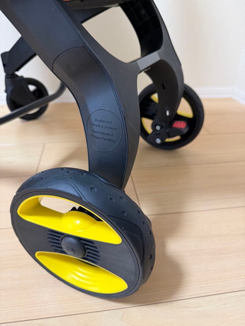 【美品】Doona i ドゥーナ　ベビーカー