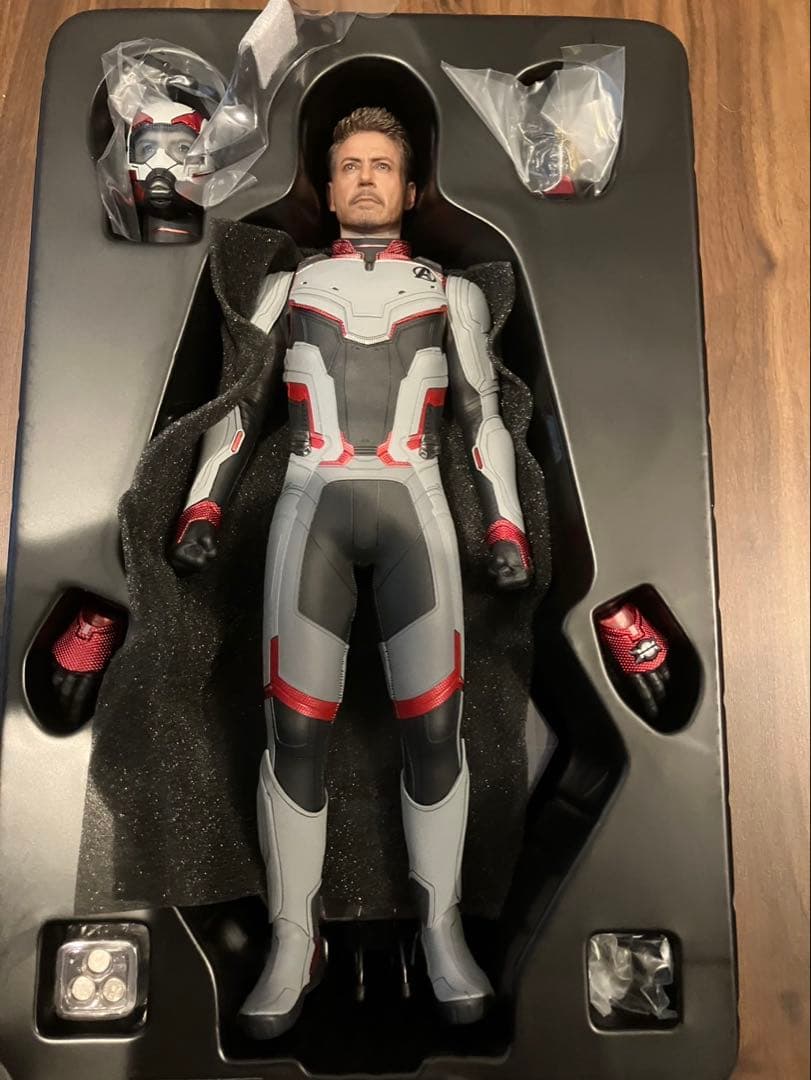 ホットトイズ　トニースターク　アベンジャーズ　エンドゲーム