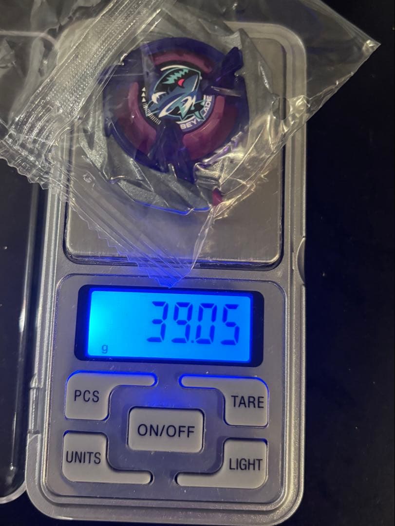 ベイブレードx 高重量 シャークスケイル 新品未使用品