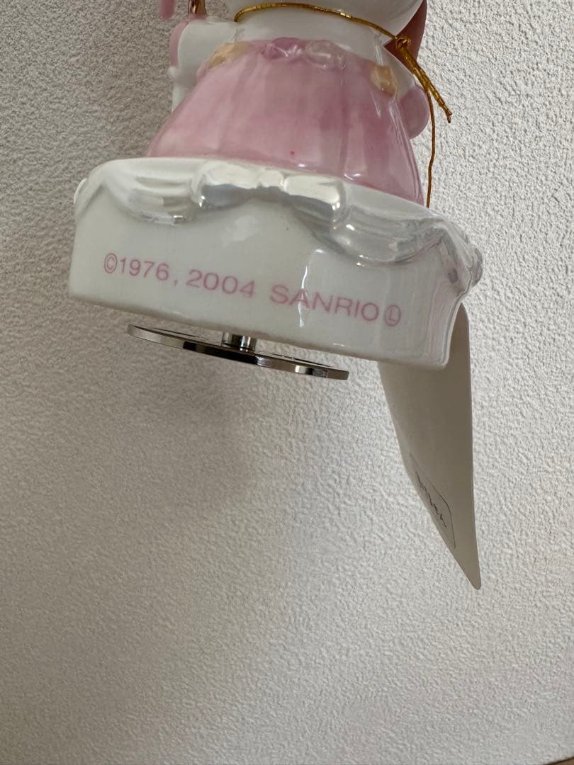 クリスマス限定価格 激レアハローキティ30周年記念陶器置物 フィギュア サンリオ