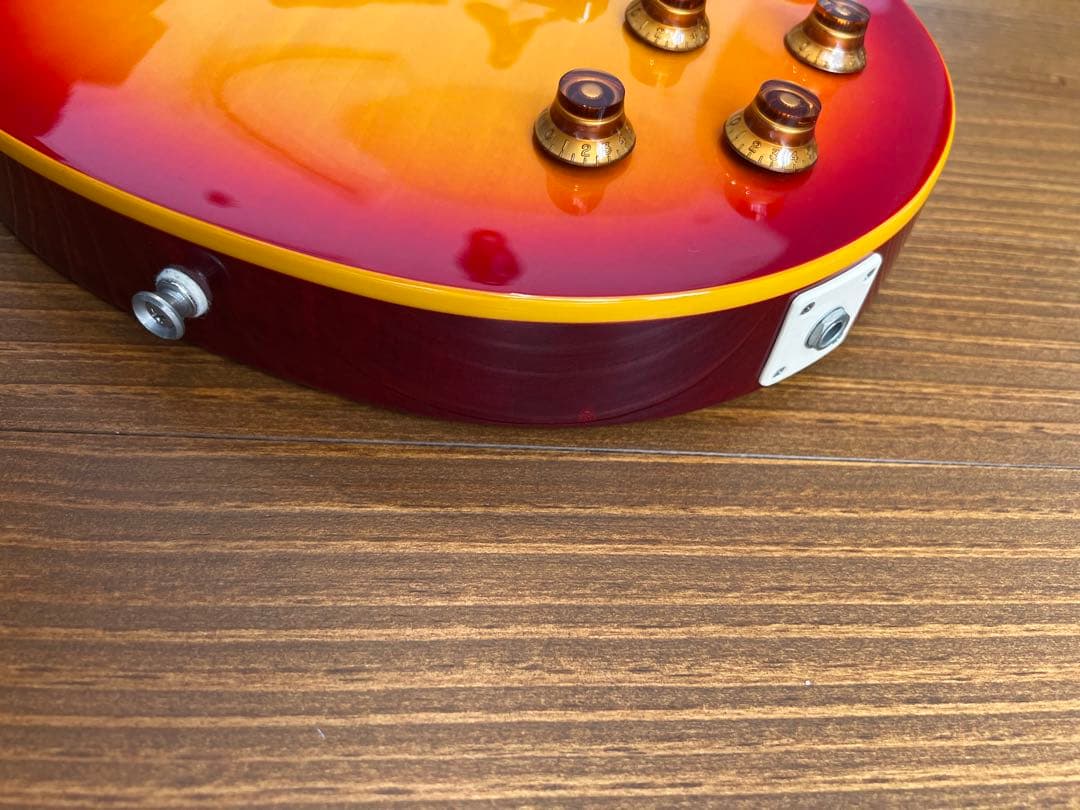 ギター CHIRO Epiphone LES PAUL Classic plain