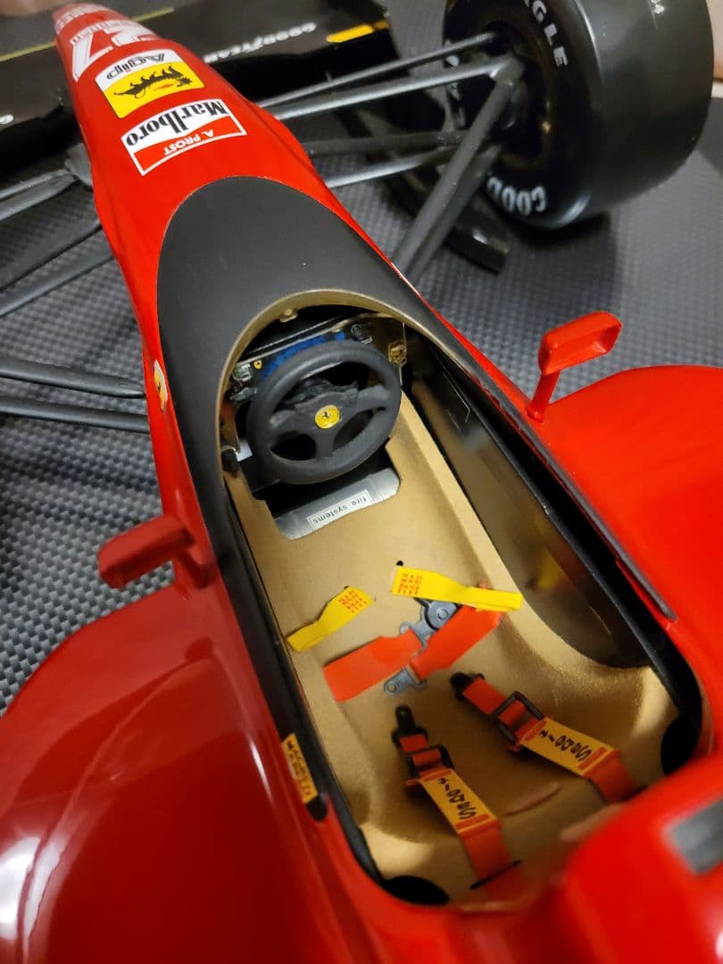 ロッソ 1/8スケール フェラーリ643　ミニチャンプス1/18　アイルトンセナ