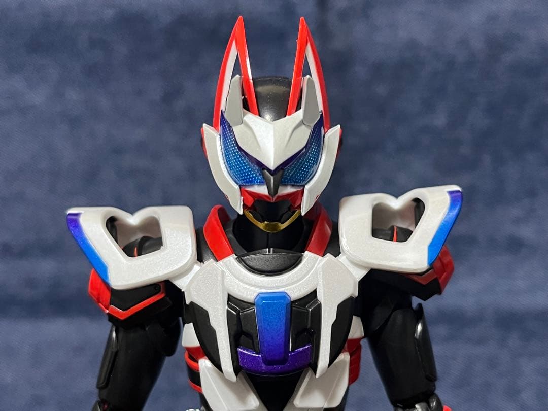 S.H.Figuarts 仮面ライダーギーツ レーザーブーストフォーム