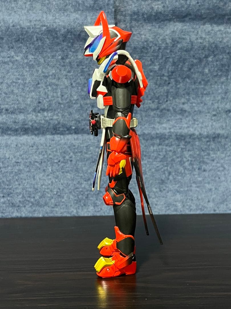 S.H.Figuarts 仮面ライダーギーツ レーザーブーストフォーム