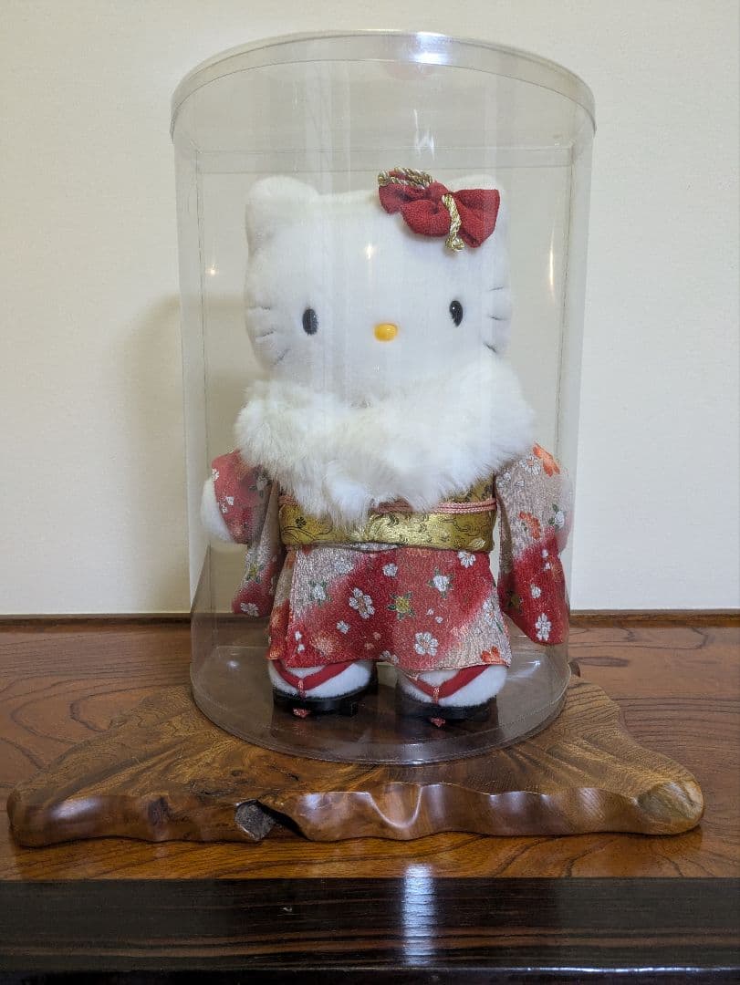 HELLO KETTY Vivitix キティちゃん振袖ぬいぐるみ