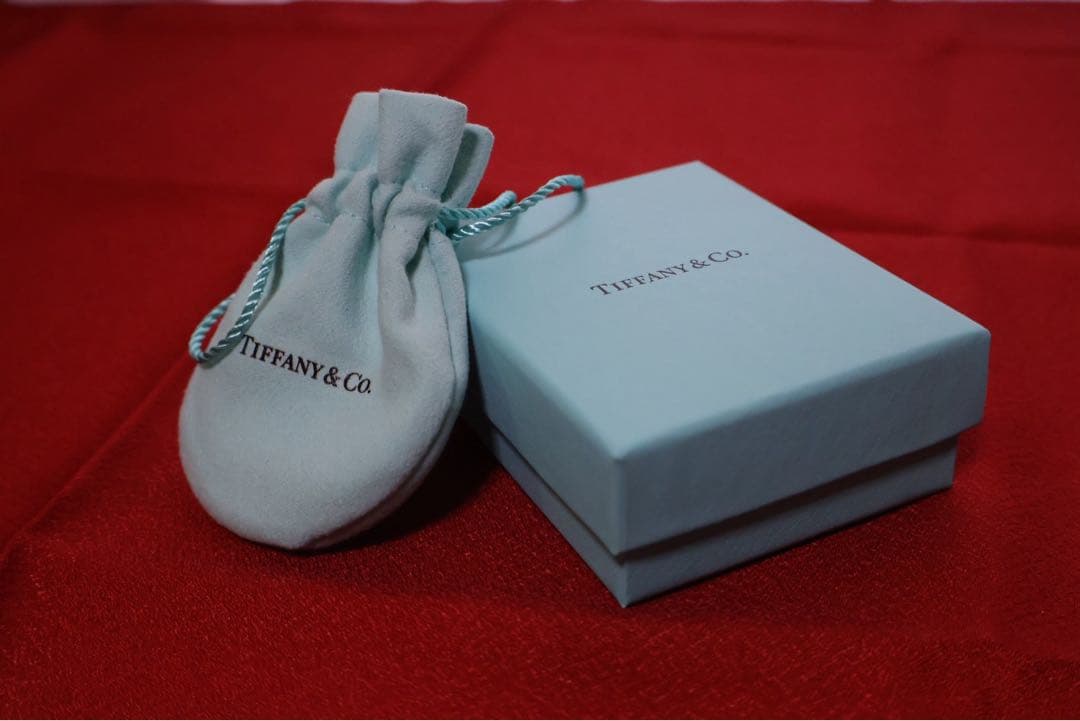 ティファニー　オープンハート　フープピアス