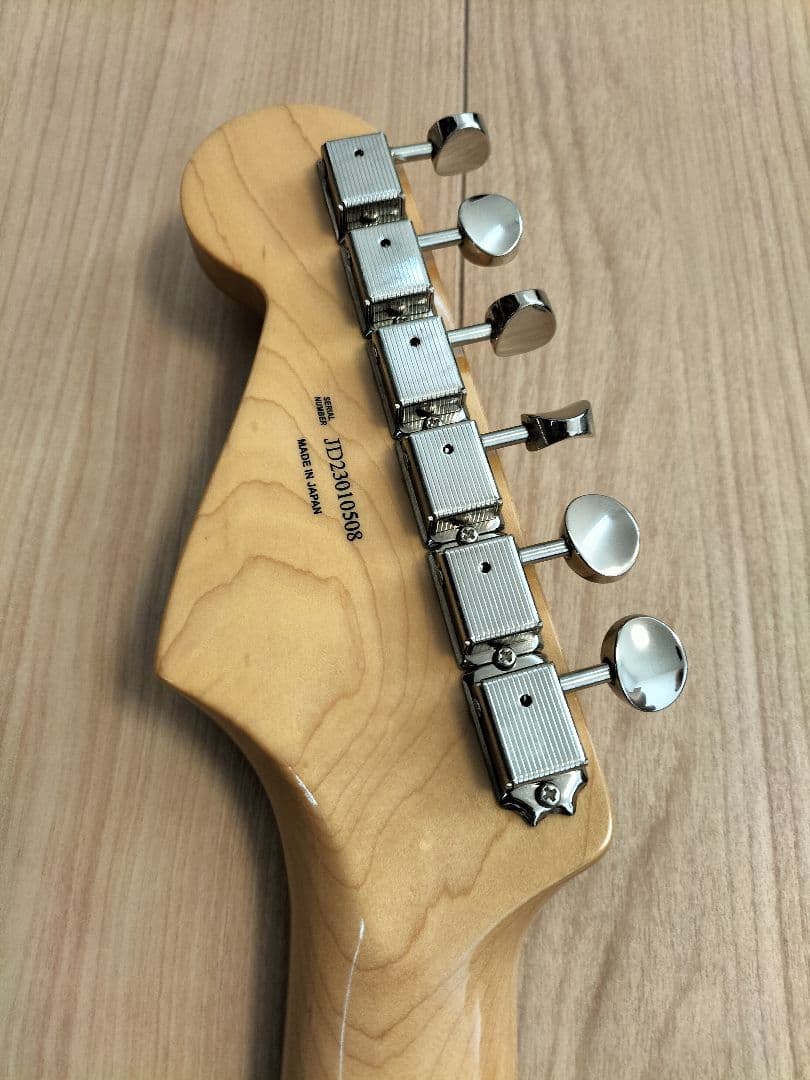 ギター fender MIJ Made in Japan Traditional 60s