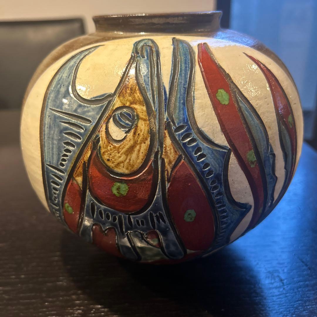 壺屋焼　赤絵魚紋壺　伝統工芸　花瓶　沖縄　やちむん　陶芸　壺