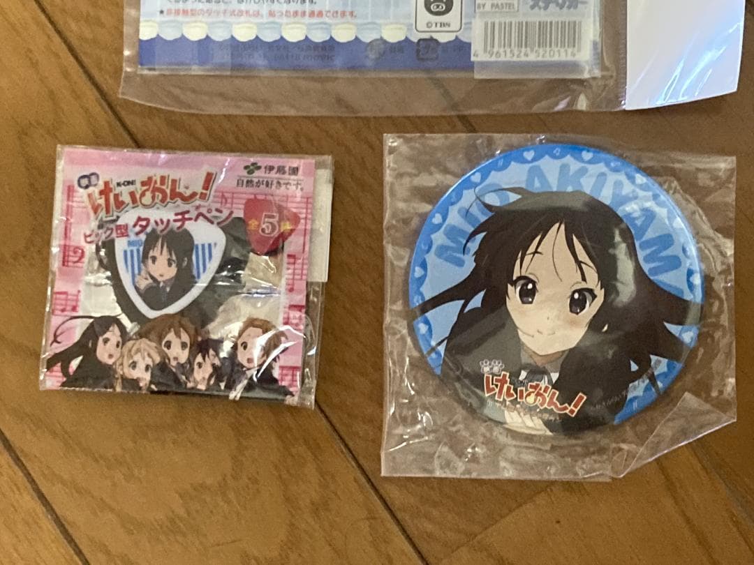 けいおん! ナムコ ナンジャタウン 秋山澪 缶バッジ もふもふタオル 等