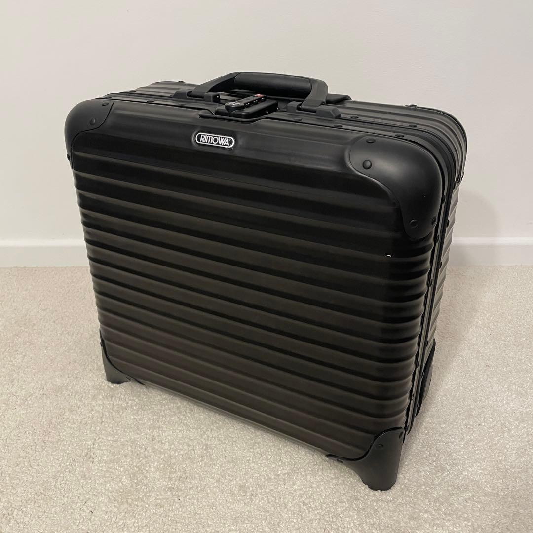 バッグ Capitolino RIMOWA Topas Stealth Black