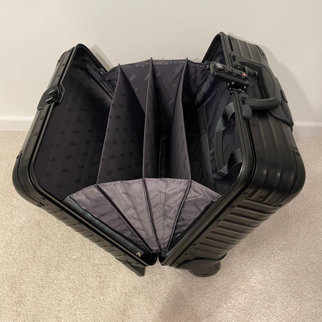 バッグ Capitolino RIMOWA Topas Stealth Black