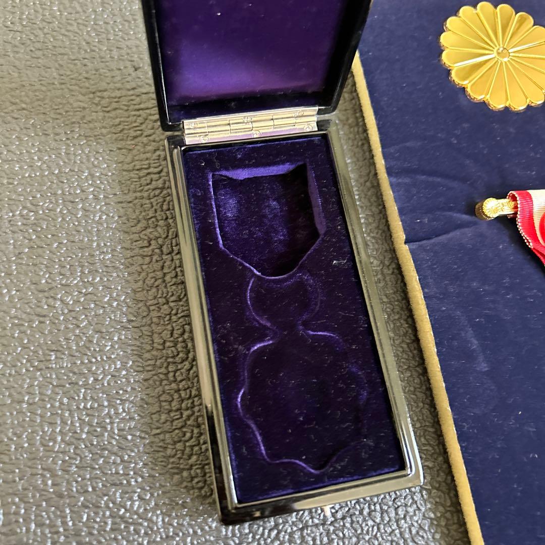 勲章　勲四等旭日小授章