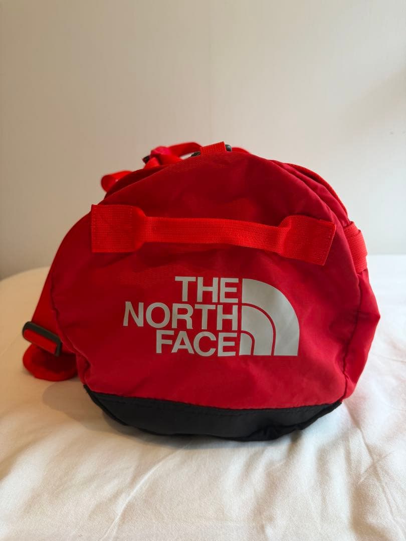 ノースフェイス　ナイロンダッフルバッグ/赤