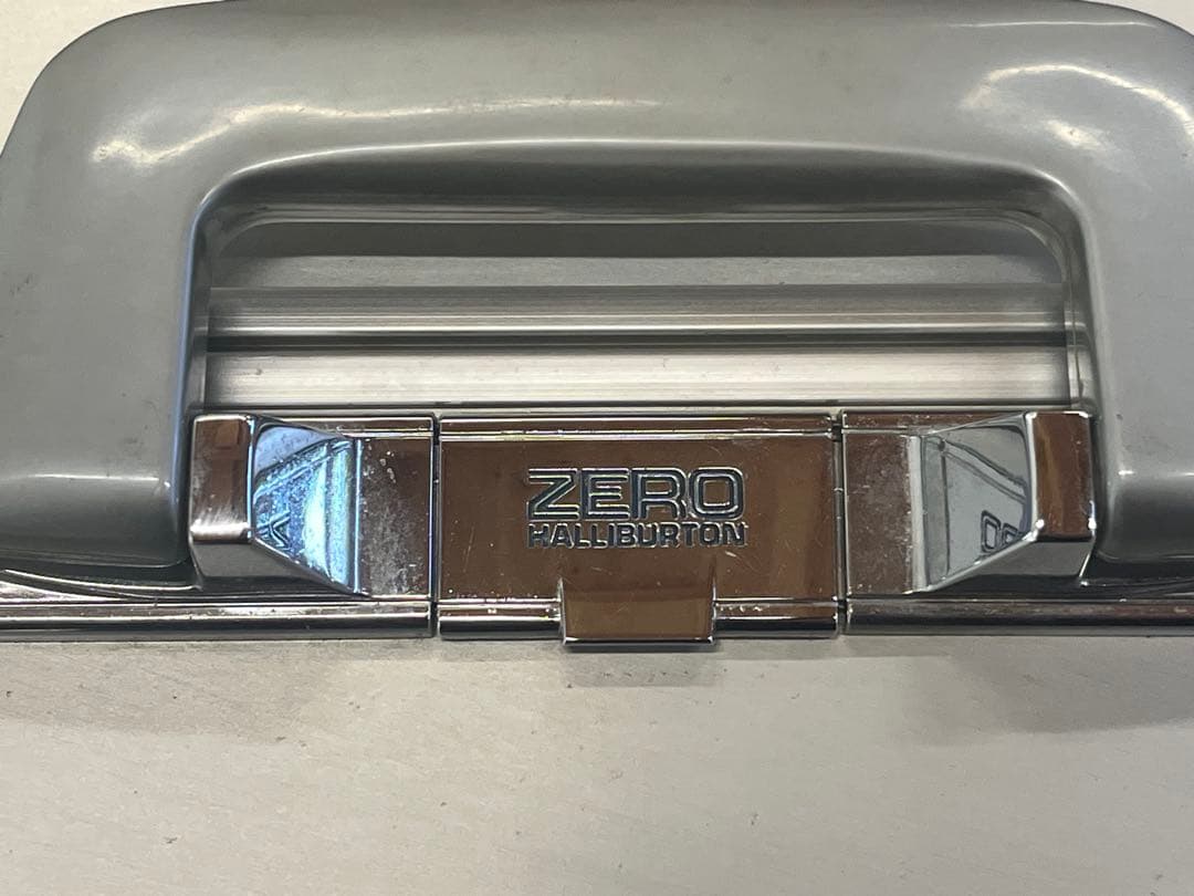 ゼロハリバートン ZERO HALIBURTON アルミスーツケース