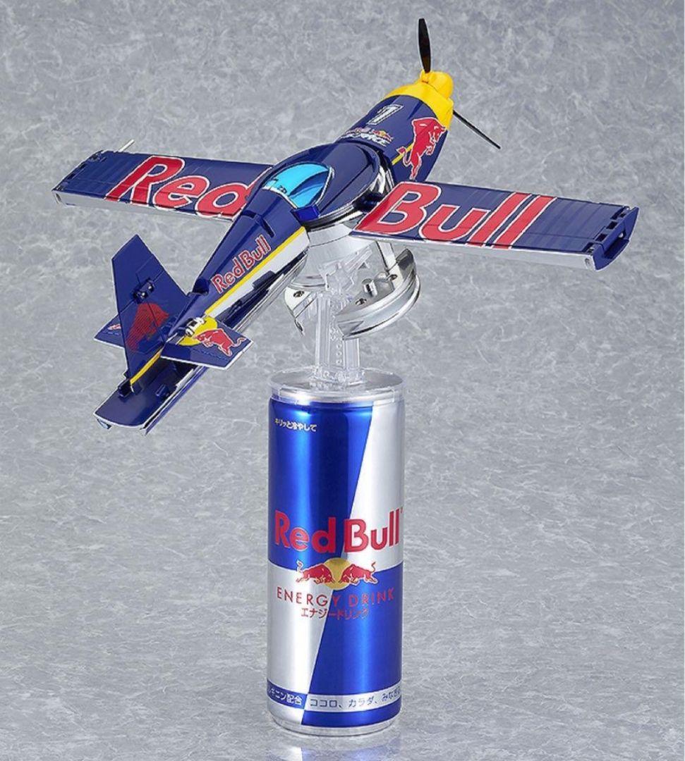レッドブル　フィギュア　飛行機　レース　redbull 模型　トランスフォーム