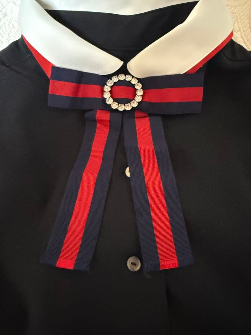 GUCCI リボンタイ　ネイビー レッド