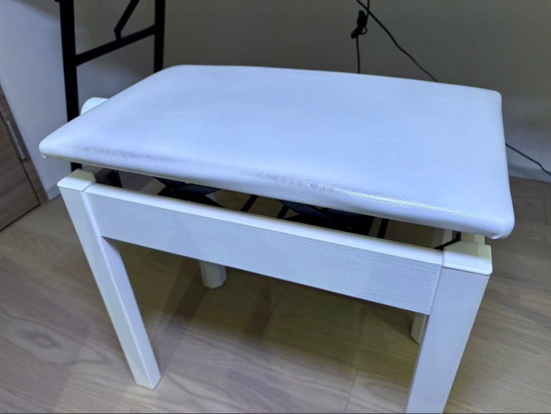 ヤマハ電子ピアノ木製鍵盤P-515WH 白 付属品セット直接引渡し限定(大田区)