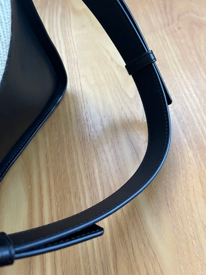 《今週末まで最終価格》LOEWE ロエベ ハンモック　コンパクト