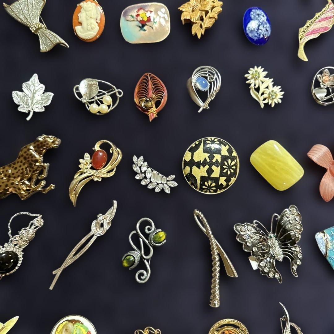 【vintage】ブローチ　まとめ売り　大量　110点以上