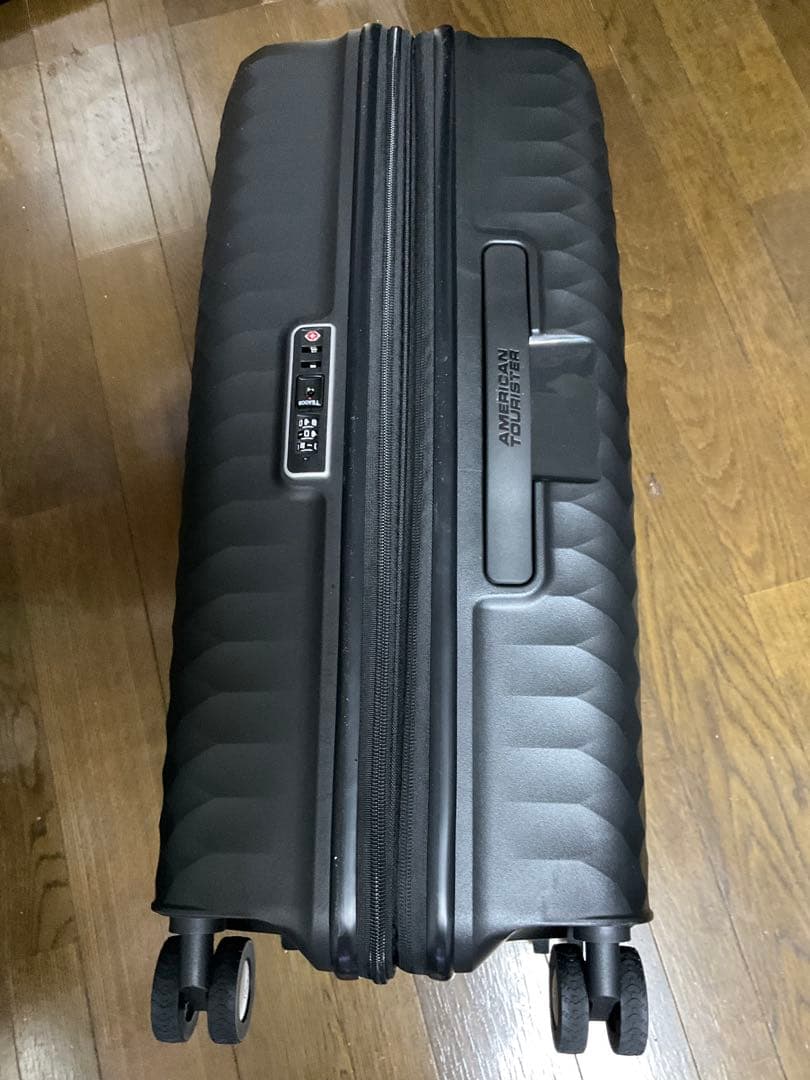 American Tourister SQUASEM ブラック 68cm