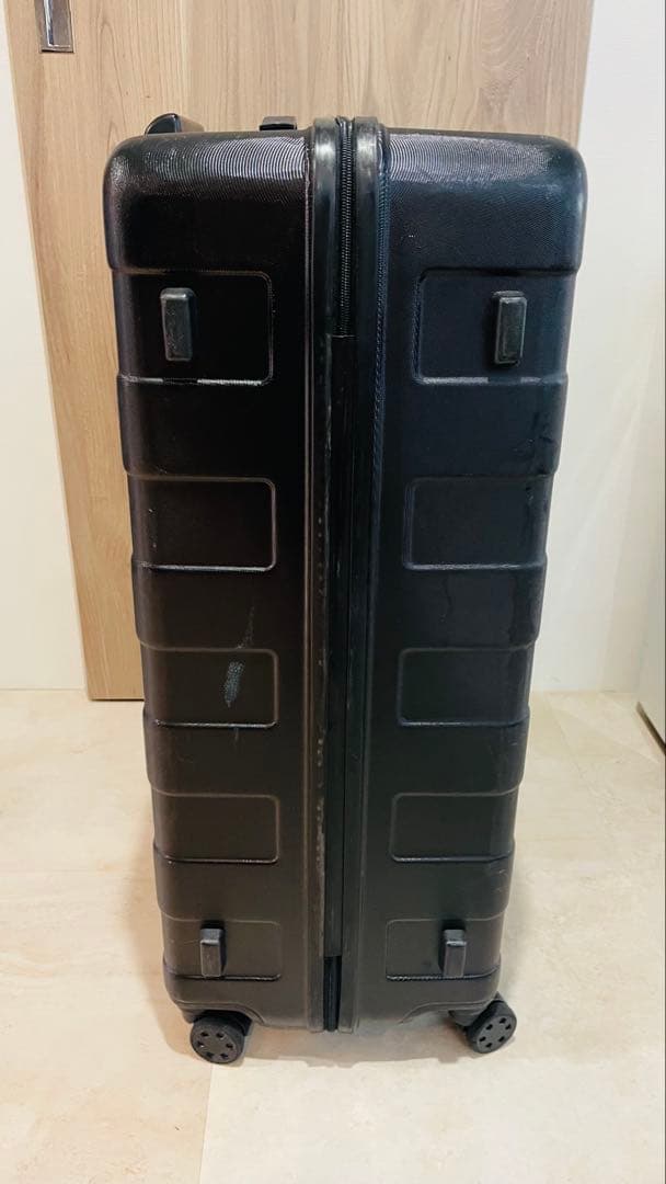 無印良品スーツケース104L ブラック　(中古)