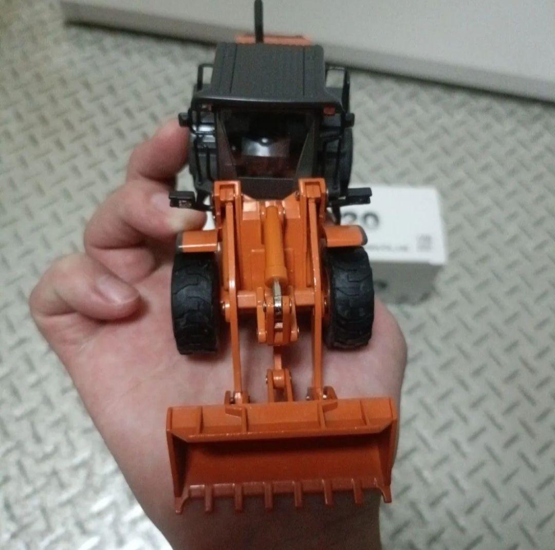 激レア　HITACHI 日立　ZW220 建設機械モデル　当時物　希少　非売品
