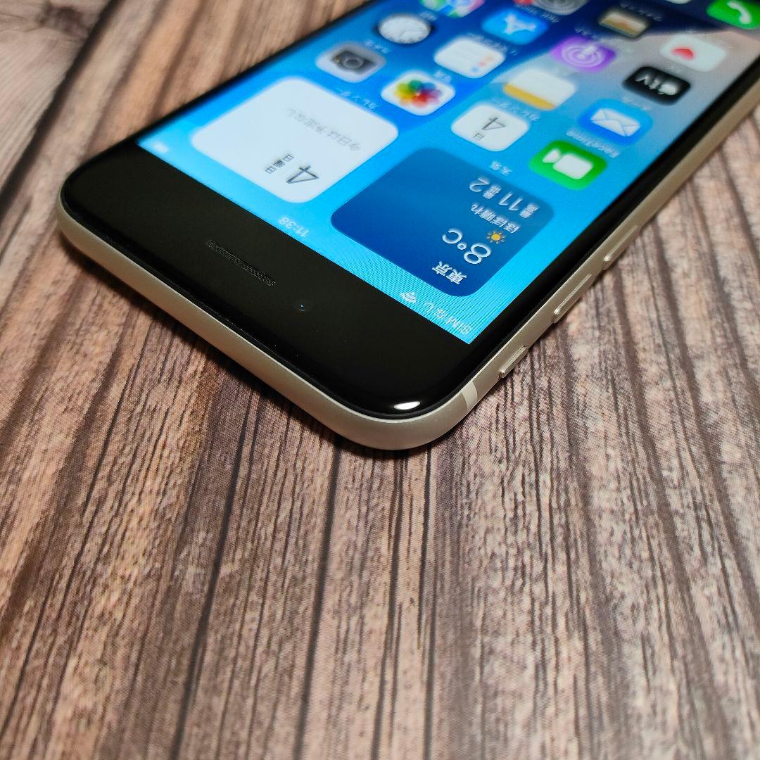 iPhone SE 第3世代 SIMフリー 64GB ホワイト 美品