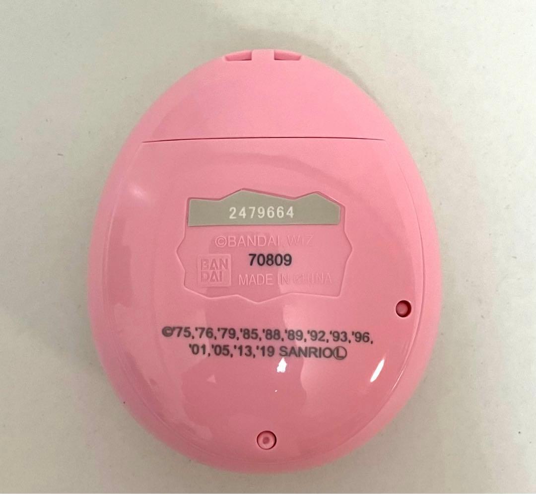 美品 動作保証 バンダイ たまごっちみーつ サンリオキャラクターズみーつver.