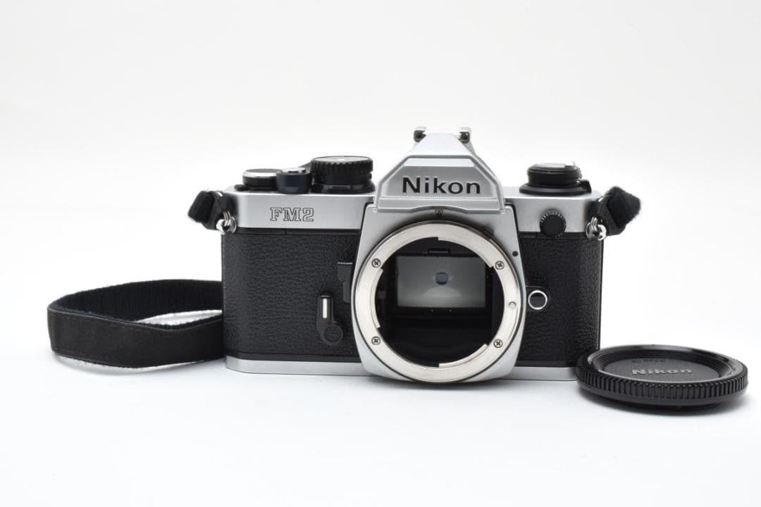 美品　NIKON ニコン NEW FM2 シルバー モルト新品交換済 M748