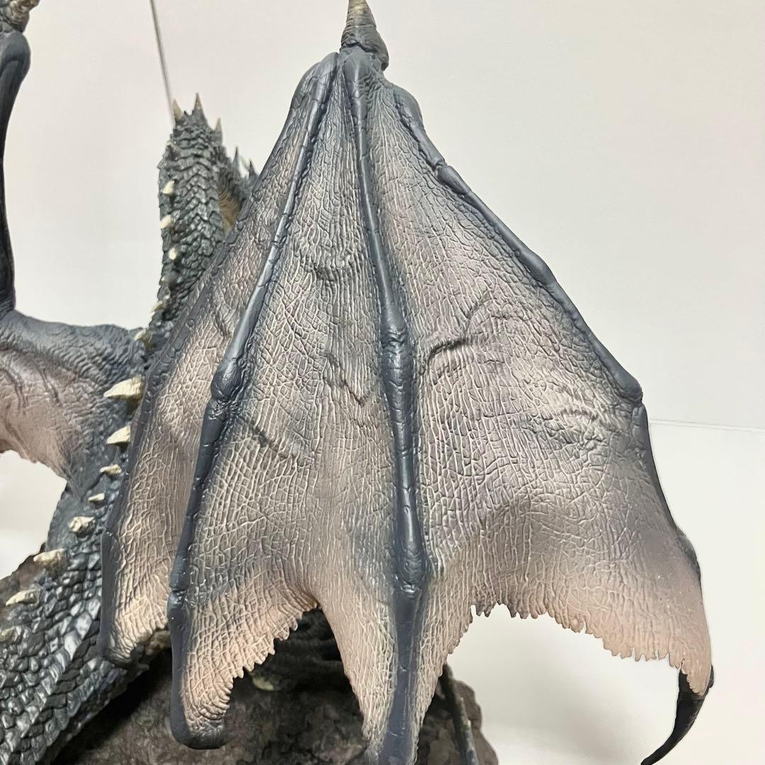 【極美品】黒龍ミラボレアス CFB クリエイターズモデル フィギュア