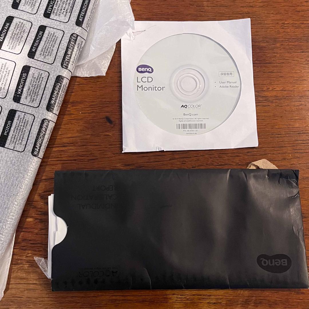 BenQ SW270C カラーマネジメントモニター　美品