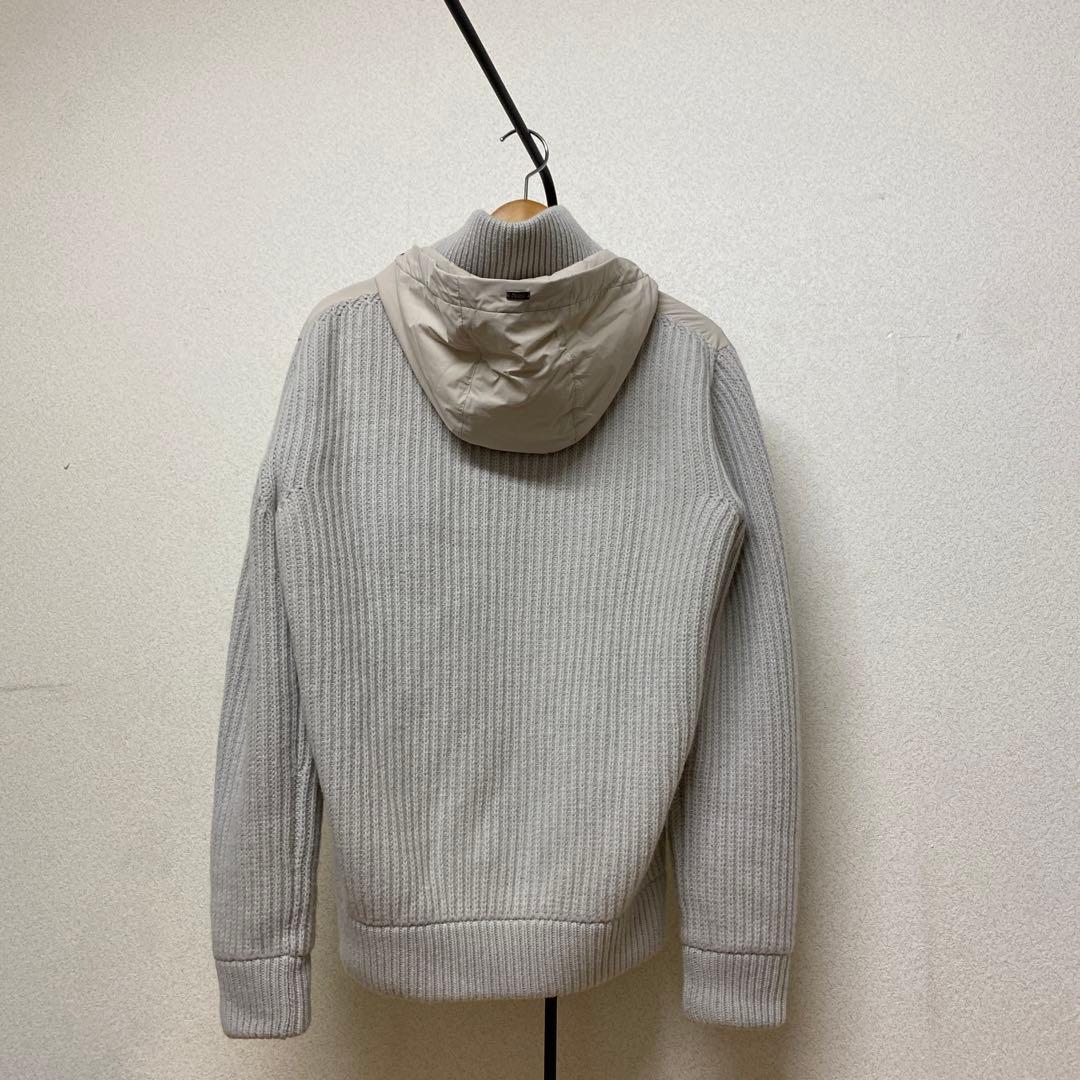 Herno フード付きジャケット ライトグレージュ