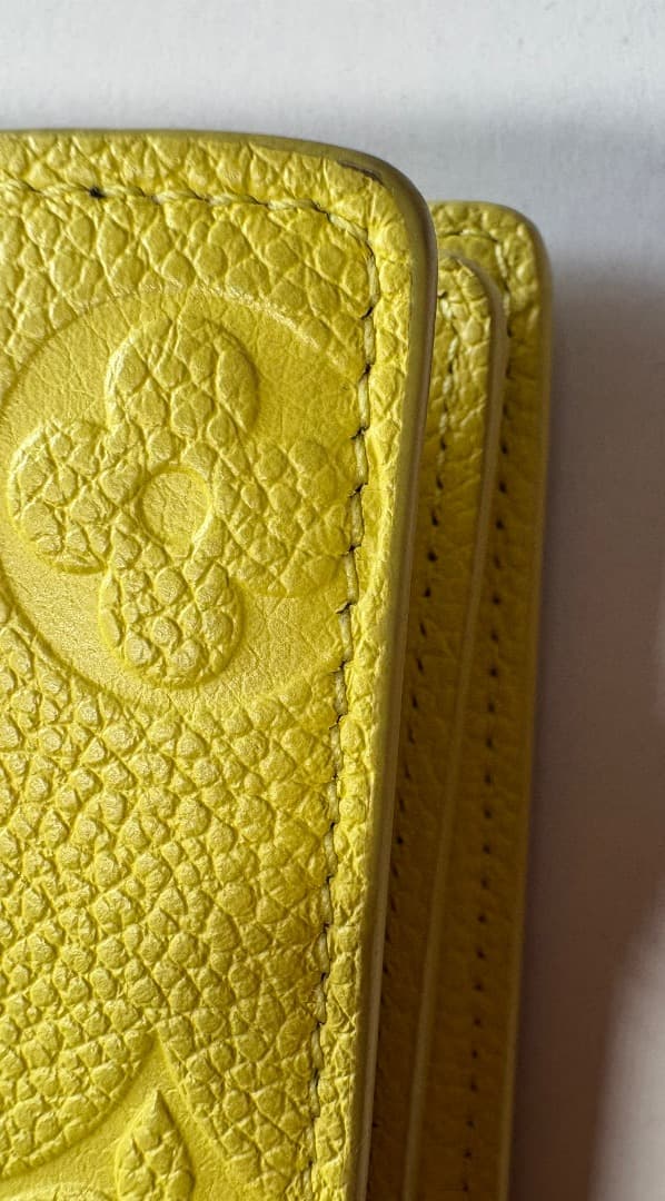 LOUIS VUITTON ポルトフォイユ クレア