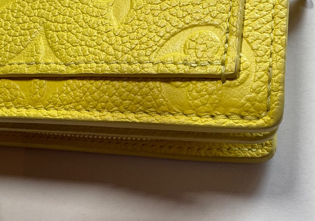 LOUIS VUITTON ポルトフォイユ クレア