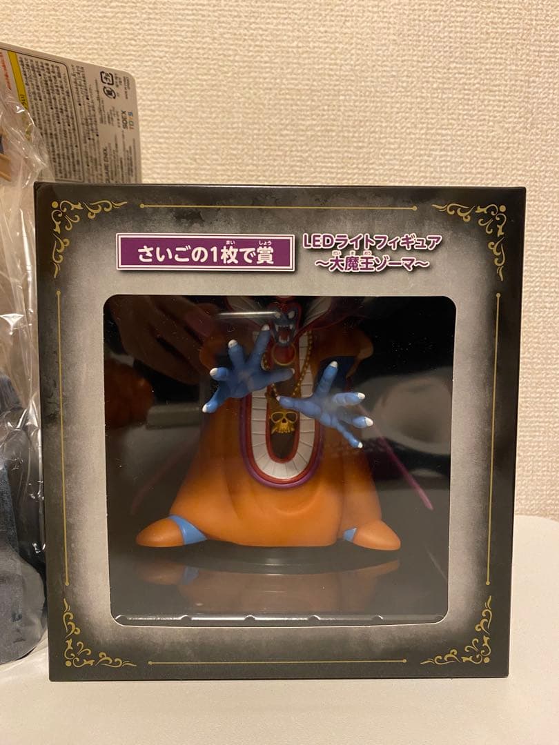 ドラゴンクエストふくびき所スペシャル　大魔王ゾーマ&ロトの剣フィギュアセット