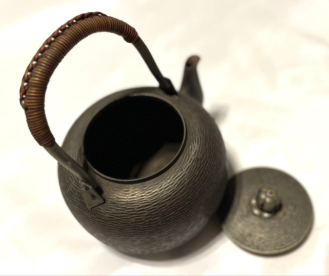 祖父の蔵出し　鉄茶瓶