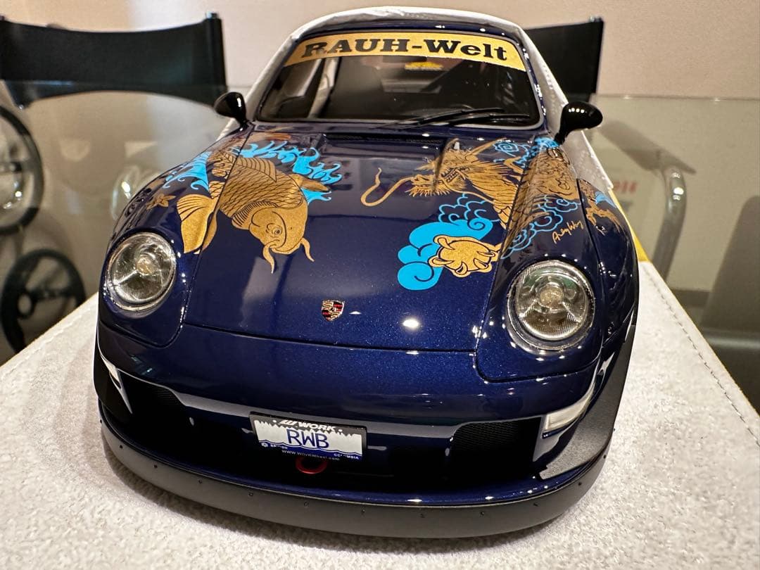 Fuelme RWB993 ドラゴンデザイン ミニカー