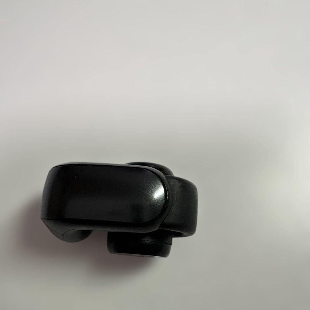 Bose Ultra Open Earbuds ワイヤレスイヤホン 左耳とケース