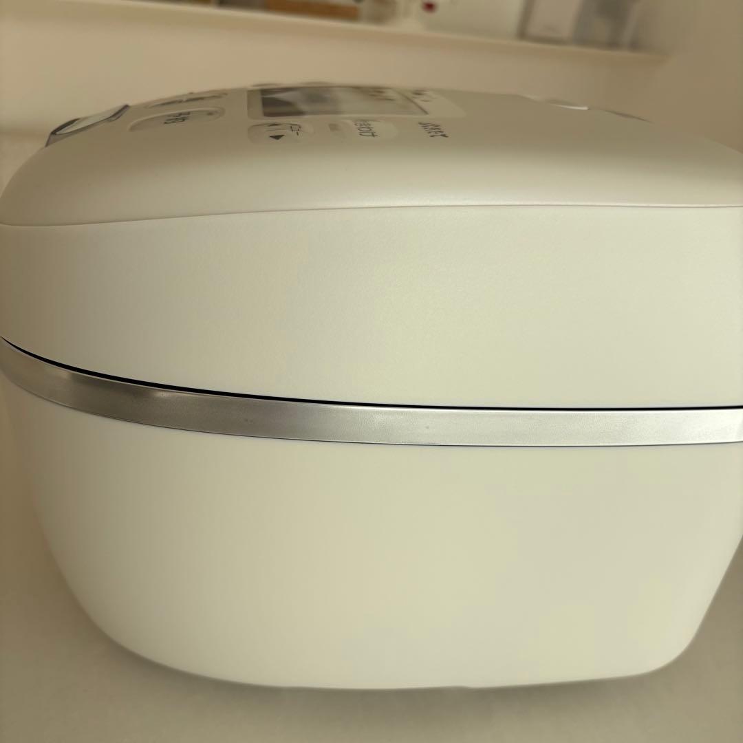 【美品】TIGER 圧力IHジャー炊飯器〈炊きたて〉5.5合 JRI-A100