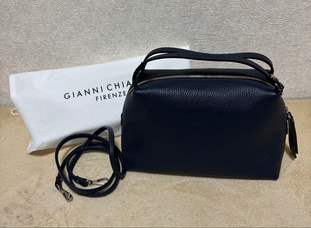 ジャンニキアリーニ アリファM ネイビー