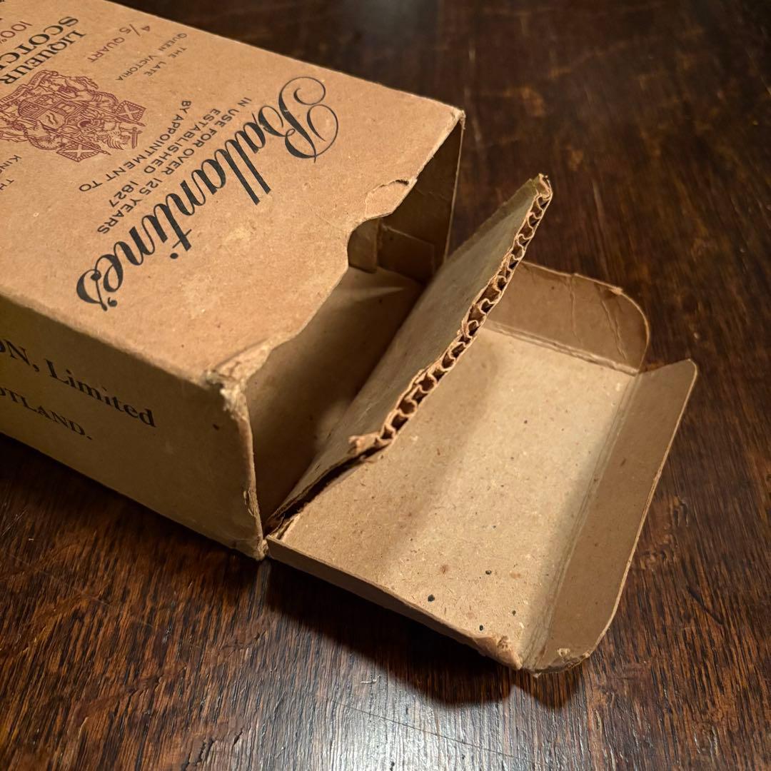 Ballantine's 特級　バランタインファイネスト　赤紋章