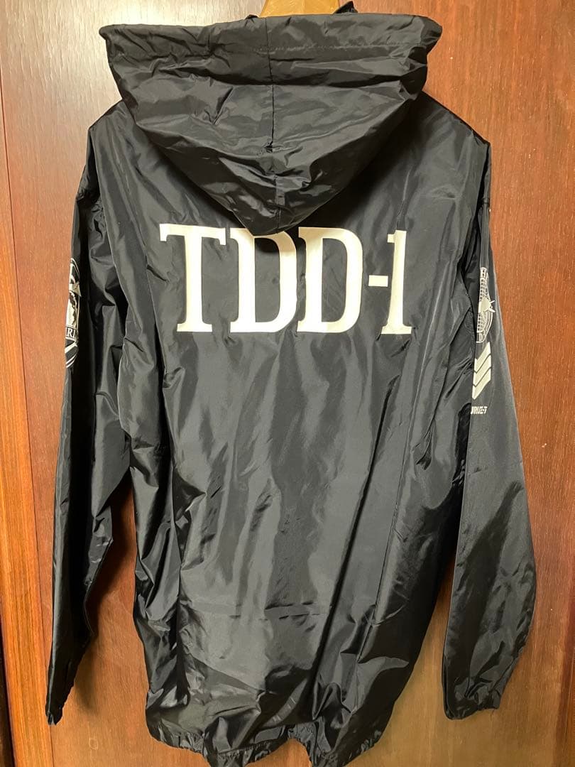 【フルメタルパニック】　ナイロンジップパーカー　フリーサイズ