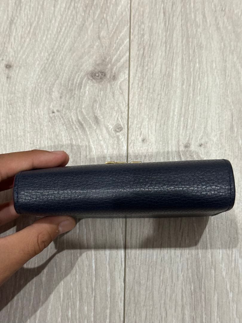 ルイヴィトン ポルトフォイユ カプシーヌ コンパクト　マリーヌルージュ