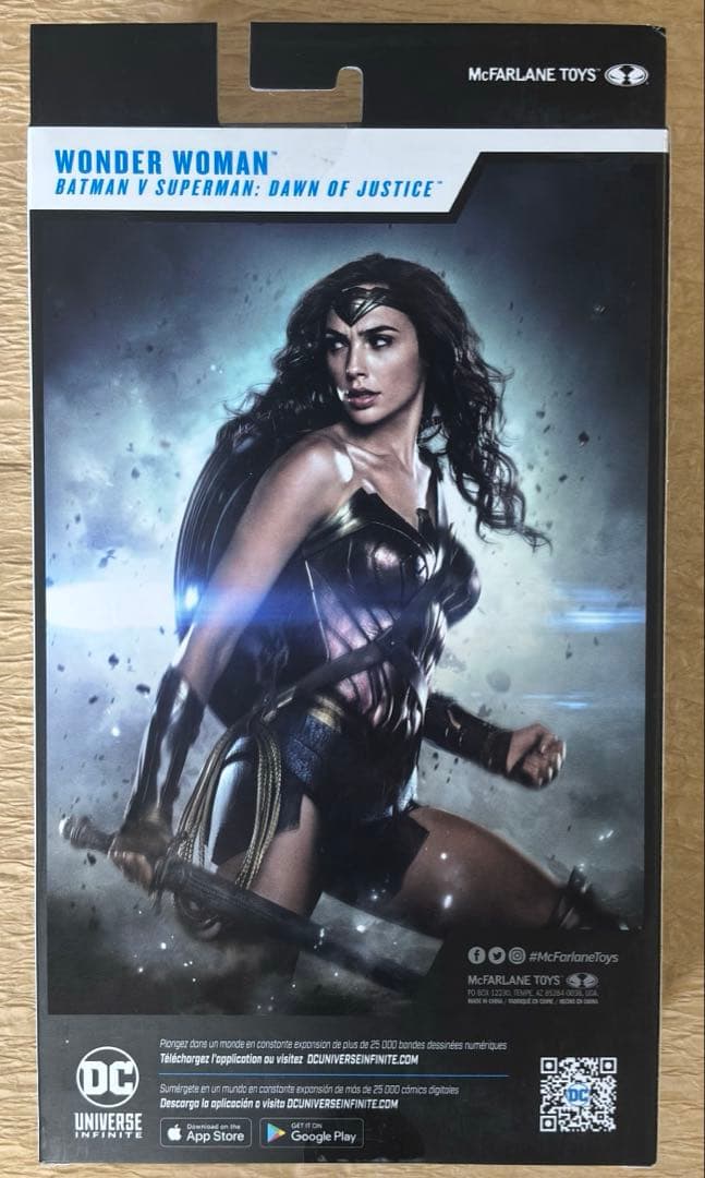 新品未開封 DCマルチバース　ワンダーウーマン　バットマン　スーパーマン　BVS