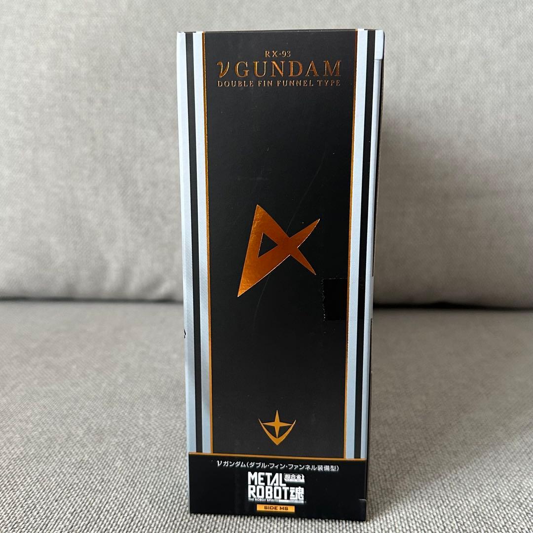 バンダイ メタルロボット魂 νガンダム ダブルフィンファンネル装備型　新品未開封