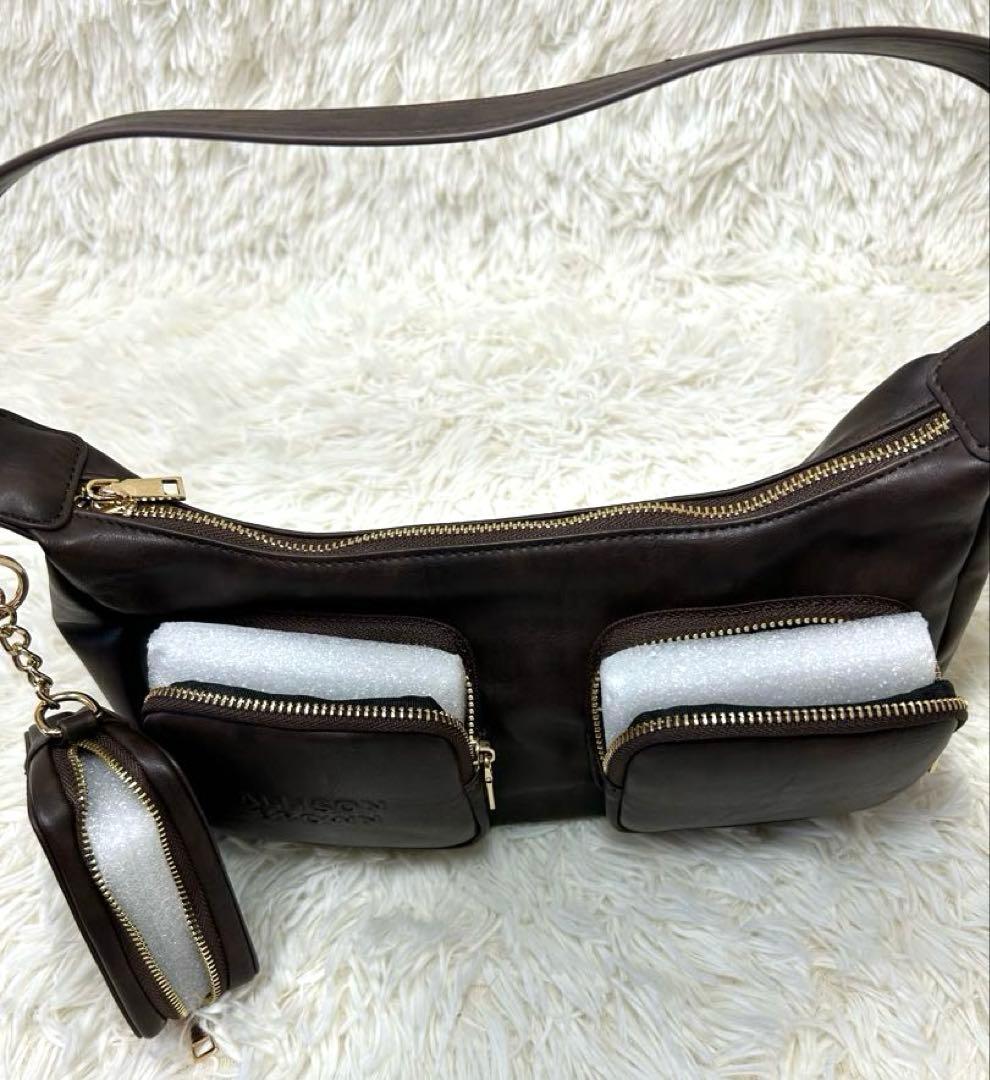 ALLISON BROWN ショルダーバッグ ポーチ付き　チョコレート