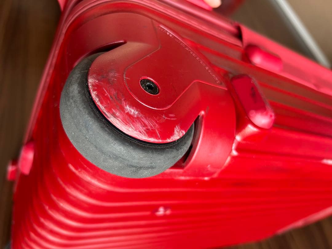 【週末限定値下】リモワ サルサ 35L 機内持ち込み 2輪 キャビン トローリー