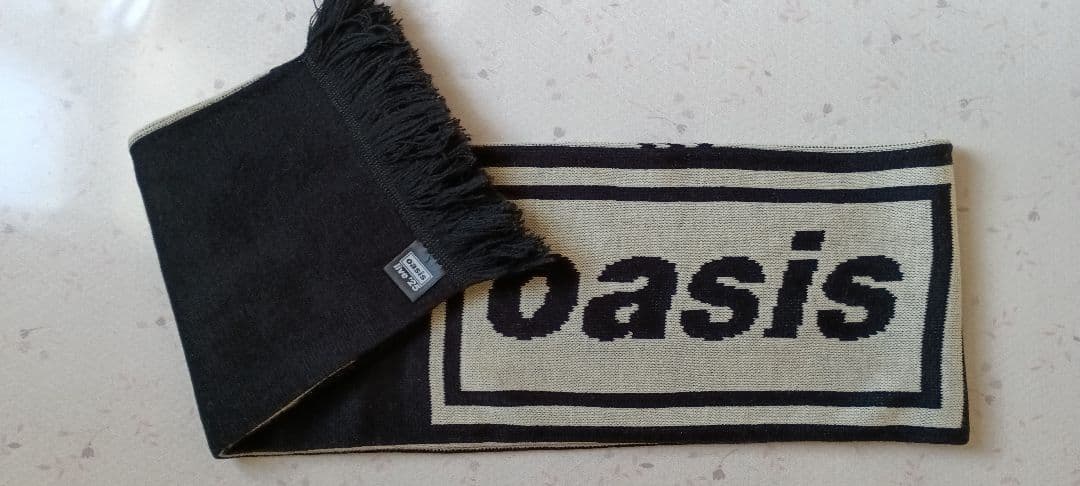 oasis live2025 マフラー