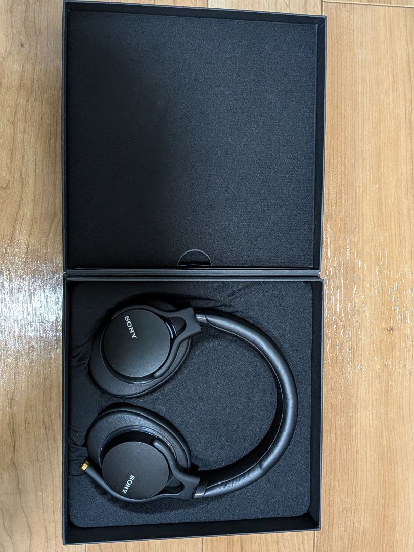 Sony ソニー 有線ヘッドホン MDR-1AM2（ブラック）